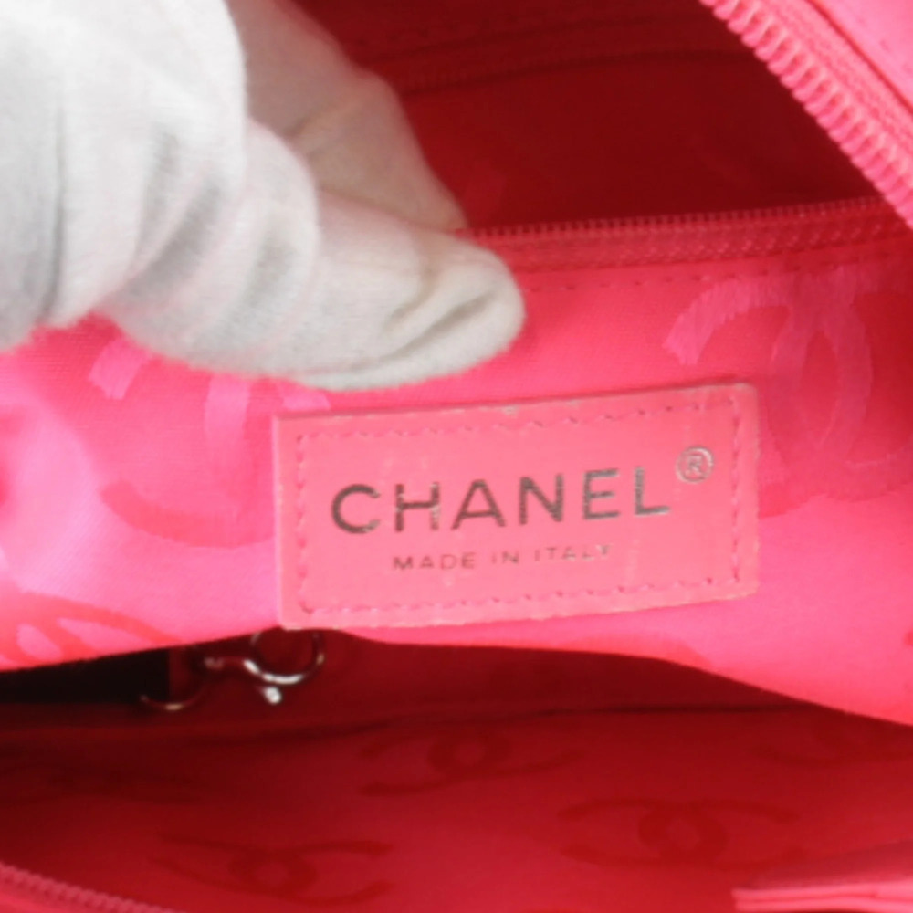 CHANEL Black Lambskin Leather Tote Bag - Picture 8 of 14